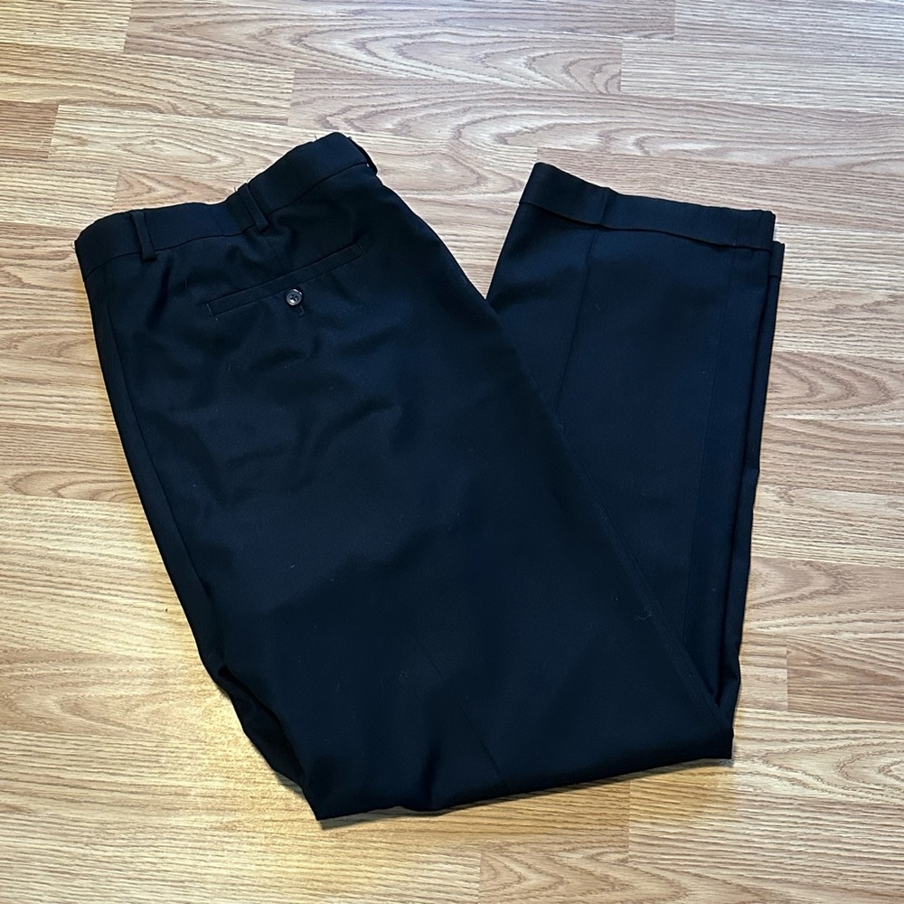 Louis Raphael Rosso Black Pleated Dress Pants w/ Cuff @ Hem - Size 42 x 32